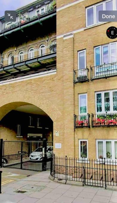 A Beautiful Stylish 2 Bedroom Apartment -City Of London Exteriör bild