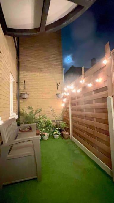 A Beautiful Stylish 2 Bedroom Apartment -City Of London Exteriör bild