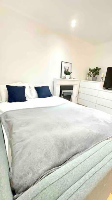 A Beautiful Stylish 2 Bedroom Apartment -City Of London Exteriör bild