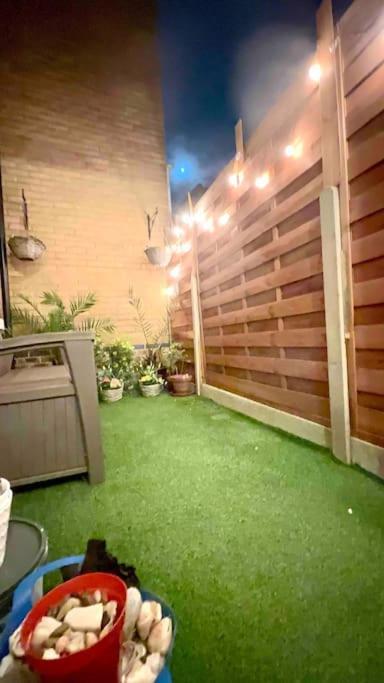 A Beautiful Stylish 2 Bedroom Apartment -City Of London Exteriör bild